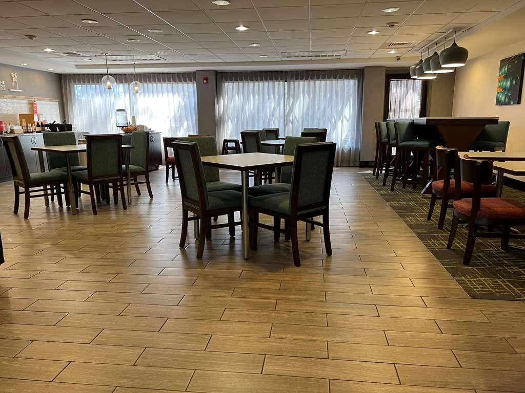 Hampton Inn Cumming Ngoại thất bức ảnh