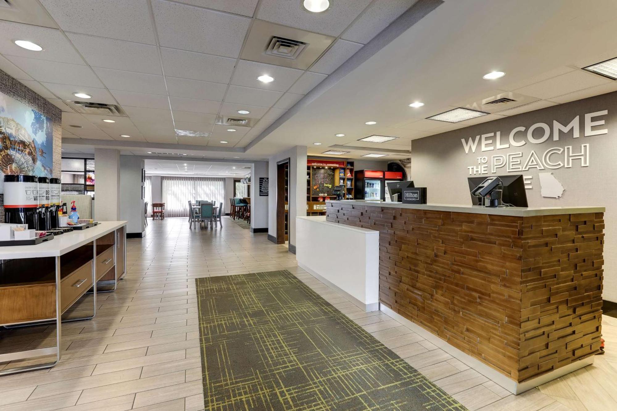 Hampton Inn Cumming Ngoại thất bức ảnh