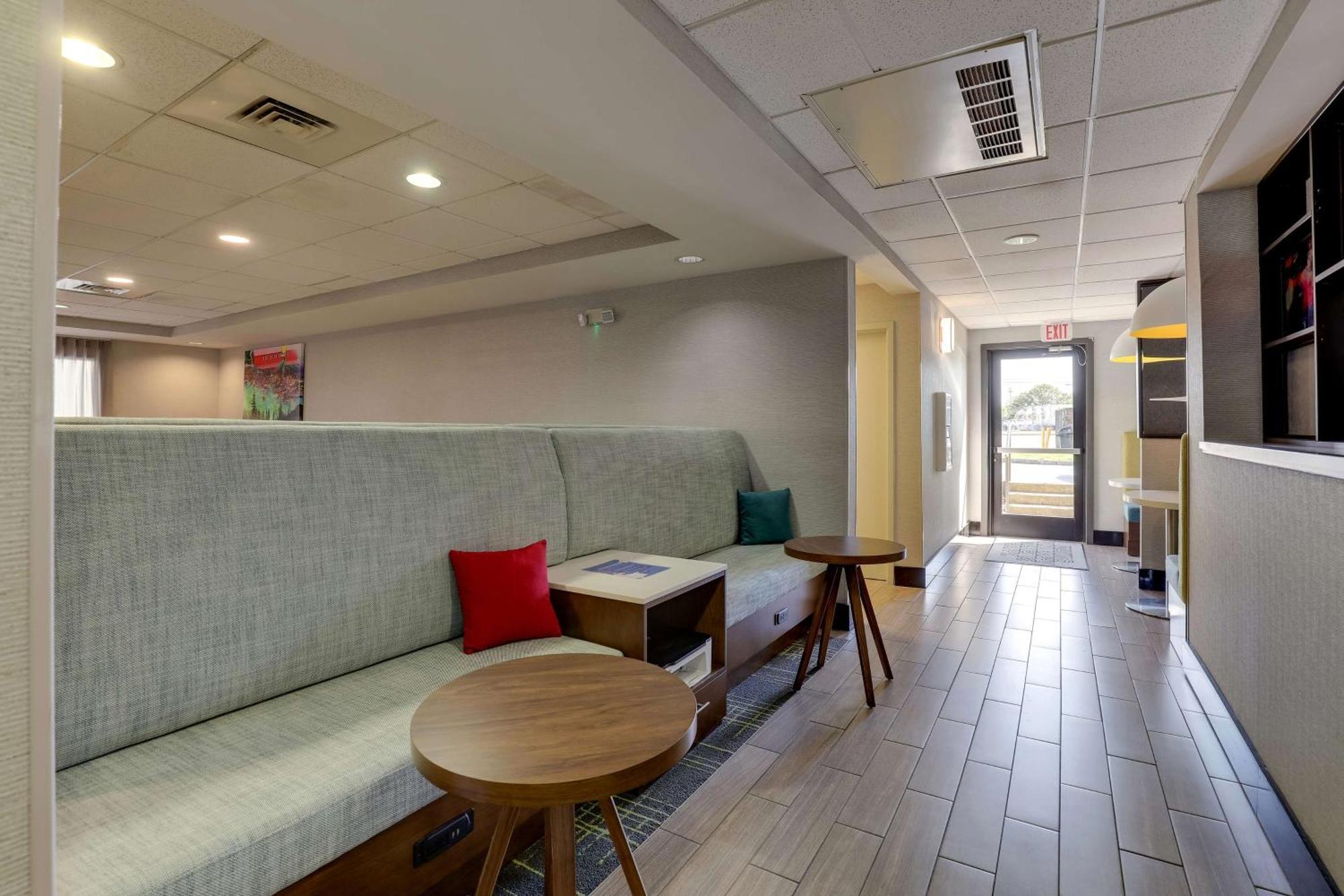 Hampton Inn Cumming Ngoại thất bức ảnh
