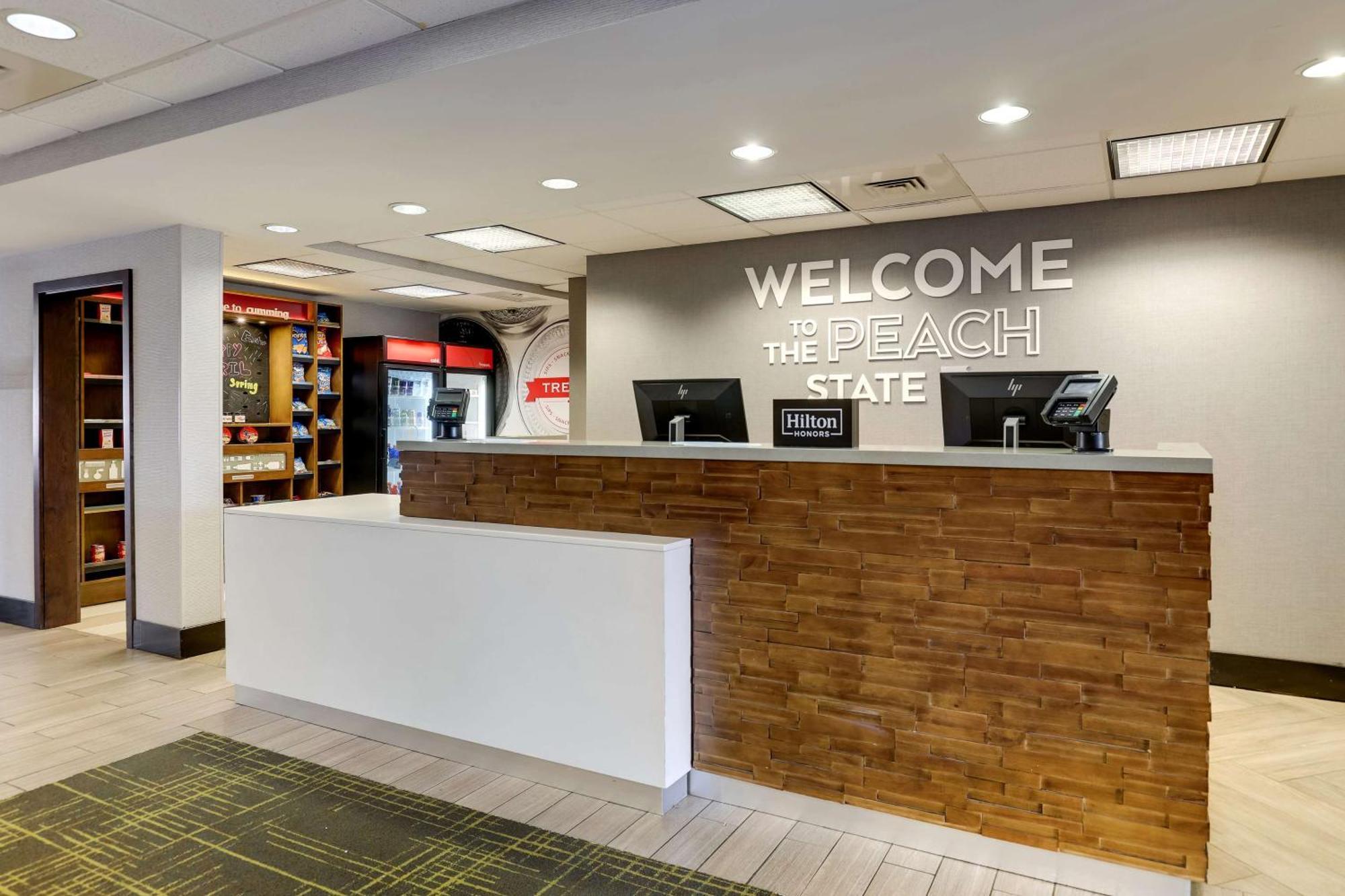 Hampton Inn Cumming Ngoại thất bức ảnh