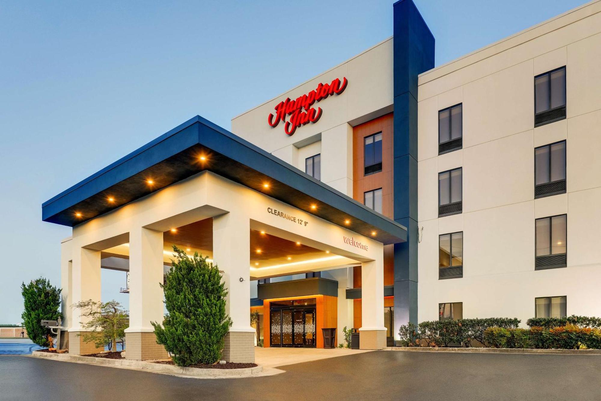 Hampton Inn Cumming Ngoại thất bức ảnh